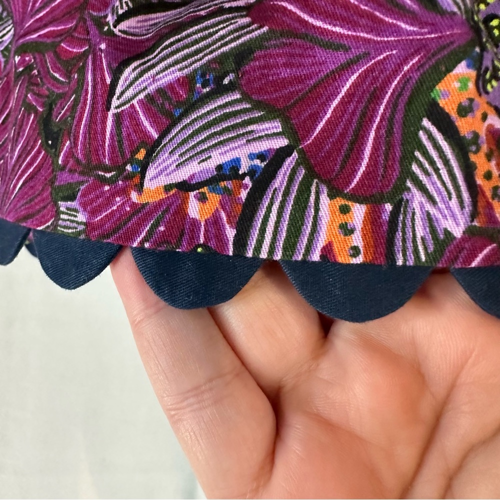 KIKA VARGAS Women’s Size XL Top Blouse Wrap Style Peplum Floral Purple NWT - Picture 6 of 16